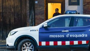 Un exnúmero dos de la Policía en Cataluña mata a tiros a su mujer y a su expareja