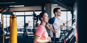 esculpir tu cuerpo en el gimnasio