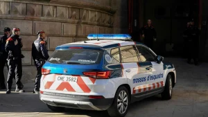 La pulsera del 'todo vale' de un hotel, clave para encontrar a un agresor sexual de 15 años