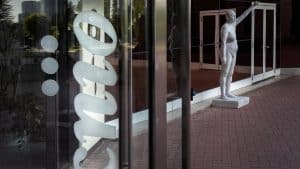 Guerra en el CNIO ante el día D: cruce de cartas con peticiones de dimisión