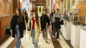 Los hijos de titulados universitarios copan dos de cada tres matrículas de los campus