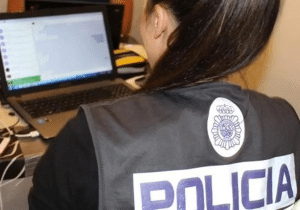 Detenida una mujer por intentar estrangular a su bebé en Las Palmas