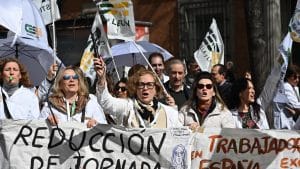 Médicos de toda España salen a la calle contra la reforma del Estatuto Marco