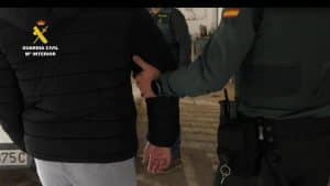 A prisión un entrenador de fútbol de Sevilla tras hallar en su móvil más de 3.000 imágenes de sexo con menores