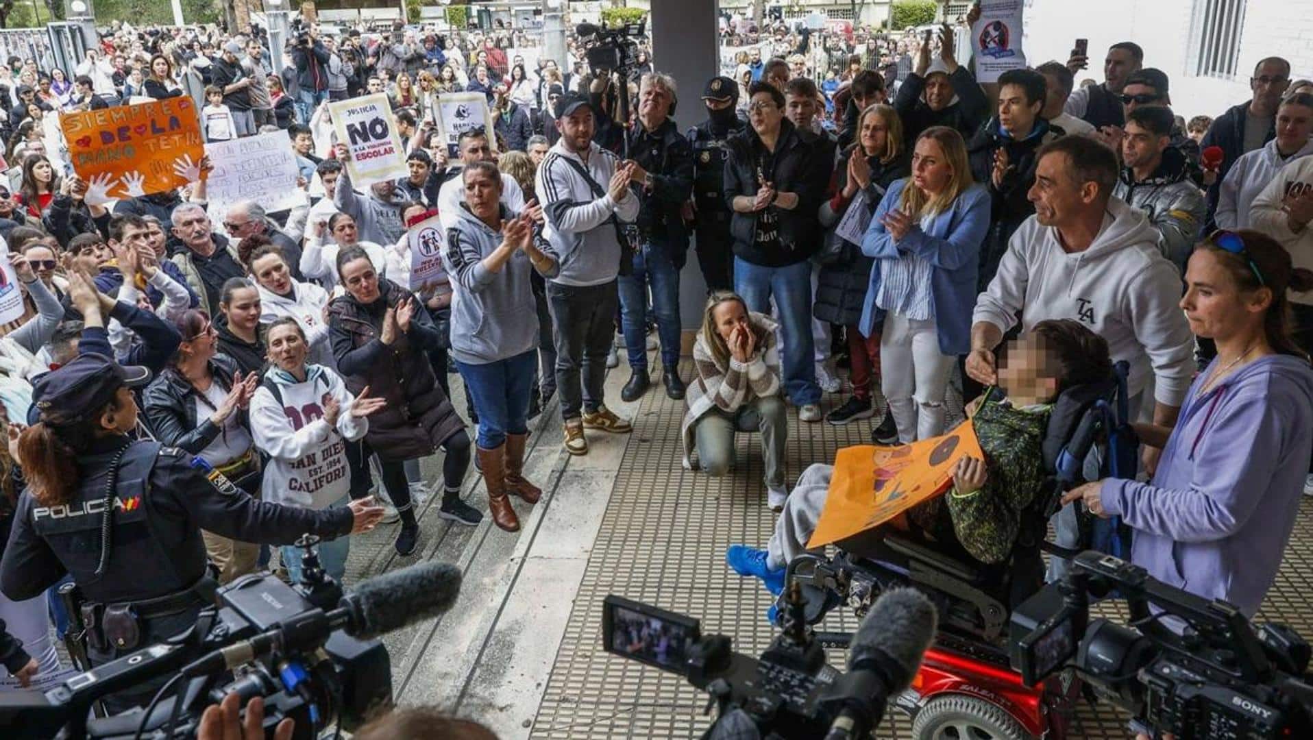 Orden de alejamiento para los cuatro agresores del menor con parálisis cerebral