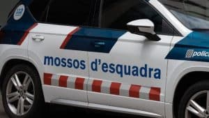 Hallan un recién nacido muerto en un piso de Badalona