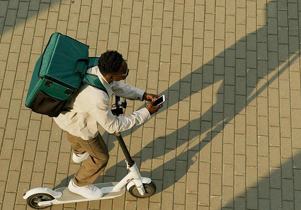Último aviso de la DGT: esta es la fecha límite para asegurar tu patinete eléctrico este enero y evitar multas