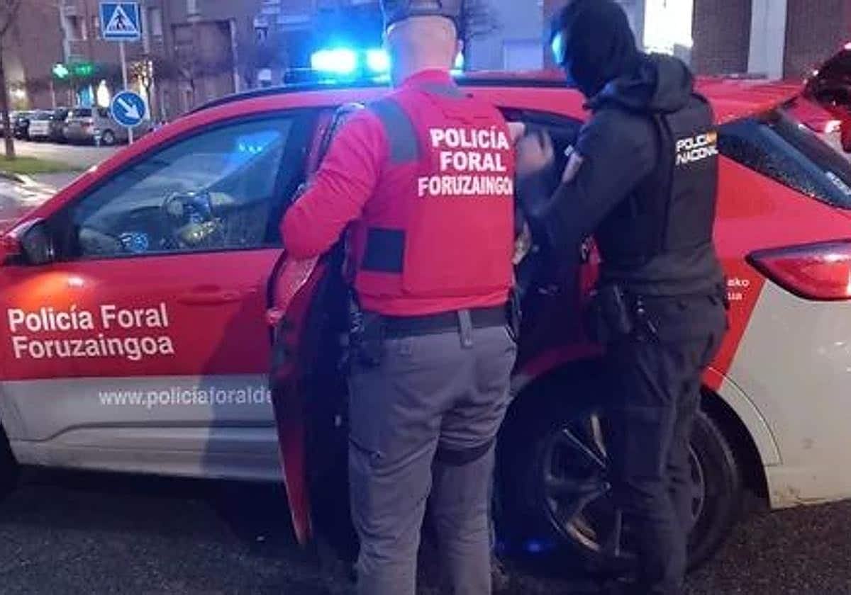 ¡Impactante! Hombre en Sarriguren detenido por asesinar a su esposa y ...
