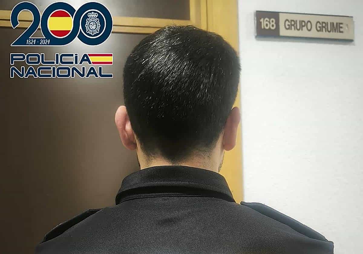 Detienen a un entrenador de fútbol base por agresión sexual y mostrar pornografía a menores en Málaga