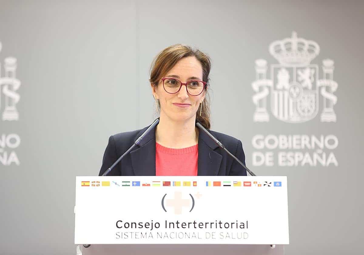 Sanidad y las comunidades autónomas pactan una mediación para solucionar la huelga médica
