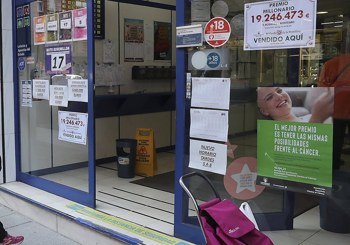 Tres agraciados en el sorteo de La Primitiva se llevan más de 356.000 euros este lunes