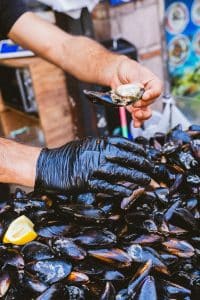 Grave alerta desde Italia: salmonela en mejillones procedentes de España