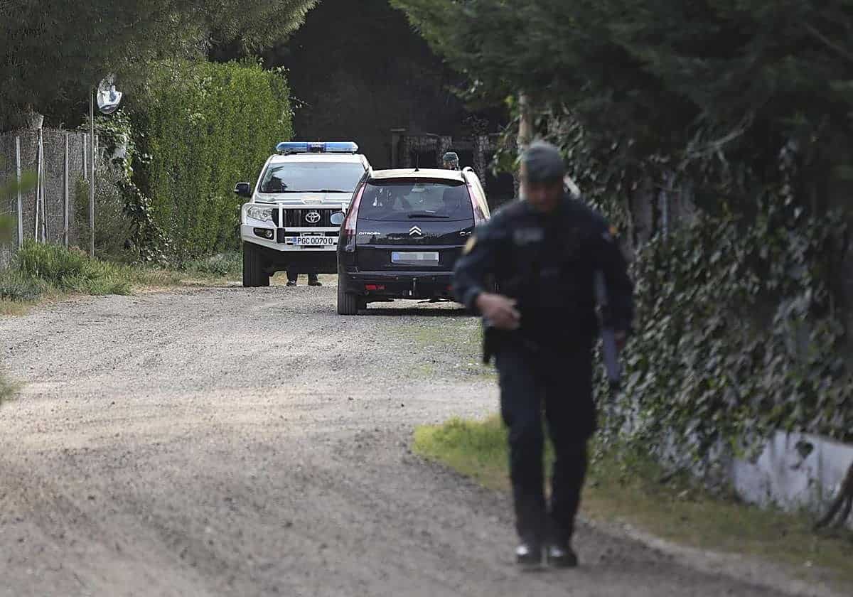 La Guardia Civil concluye el registro del sótano del investigado por la muerte de Esther López tras más de quince horas