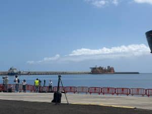 Incertidumbre en Tenerife mientras el puerto se prepara para la llegada del crucero con hantavirus: «No sabemos lo que va a pasar»