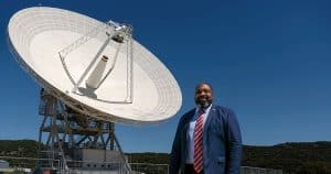 «Para los astronautas nosotros somos como su ‘smartphone’»