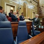 Clavijo acusa al Gobierno de «ocultar» que había contagiados en el Hondius y García lo niega