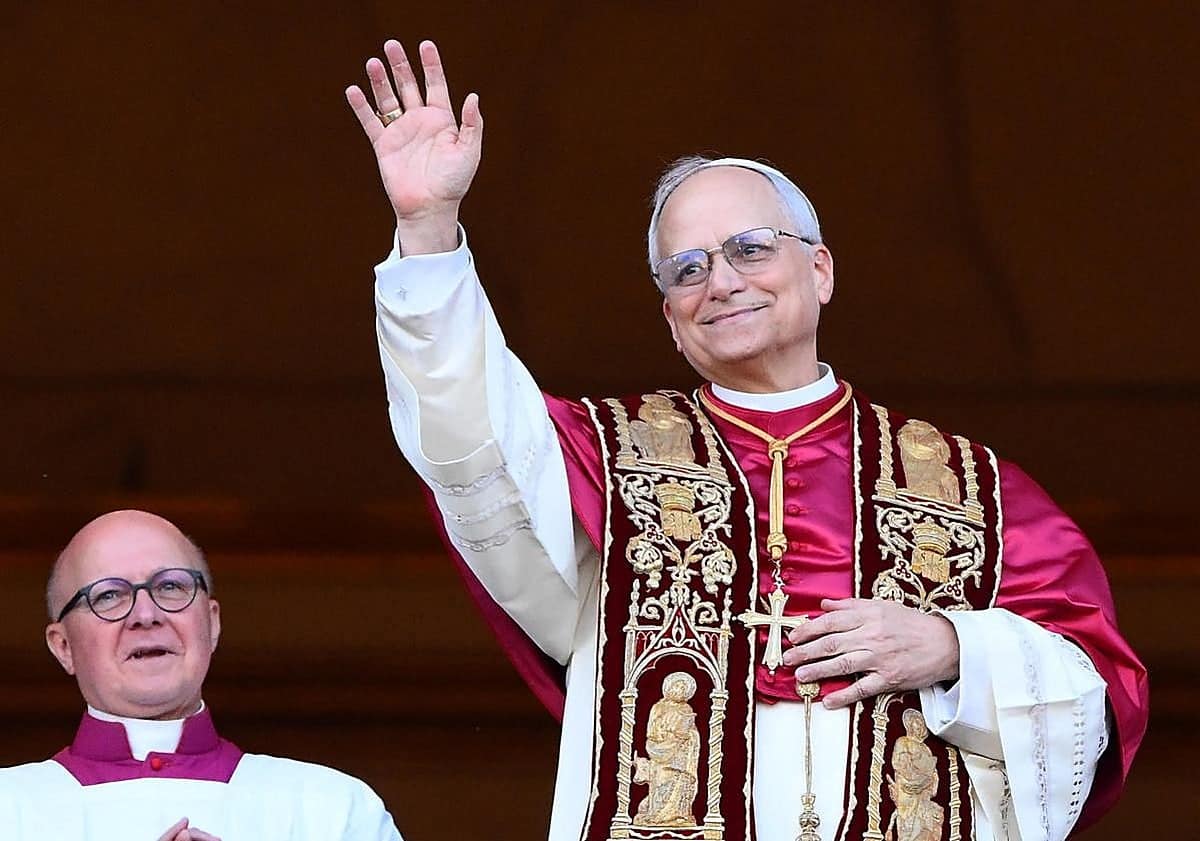 El Papa llama a «desarmar la inteligencia artificial» en su primera encíclica