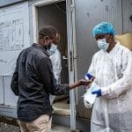 La OMS admite que no habrá vacunas contra la variante del ébola hasta dentro de «varios meses»