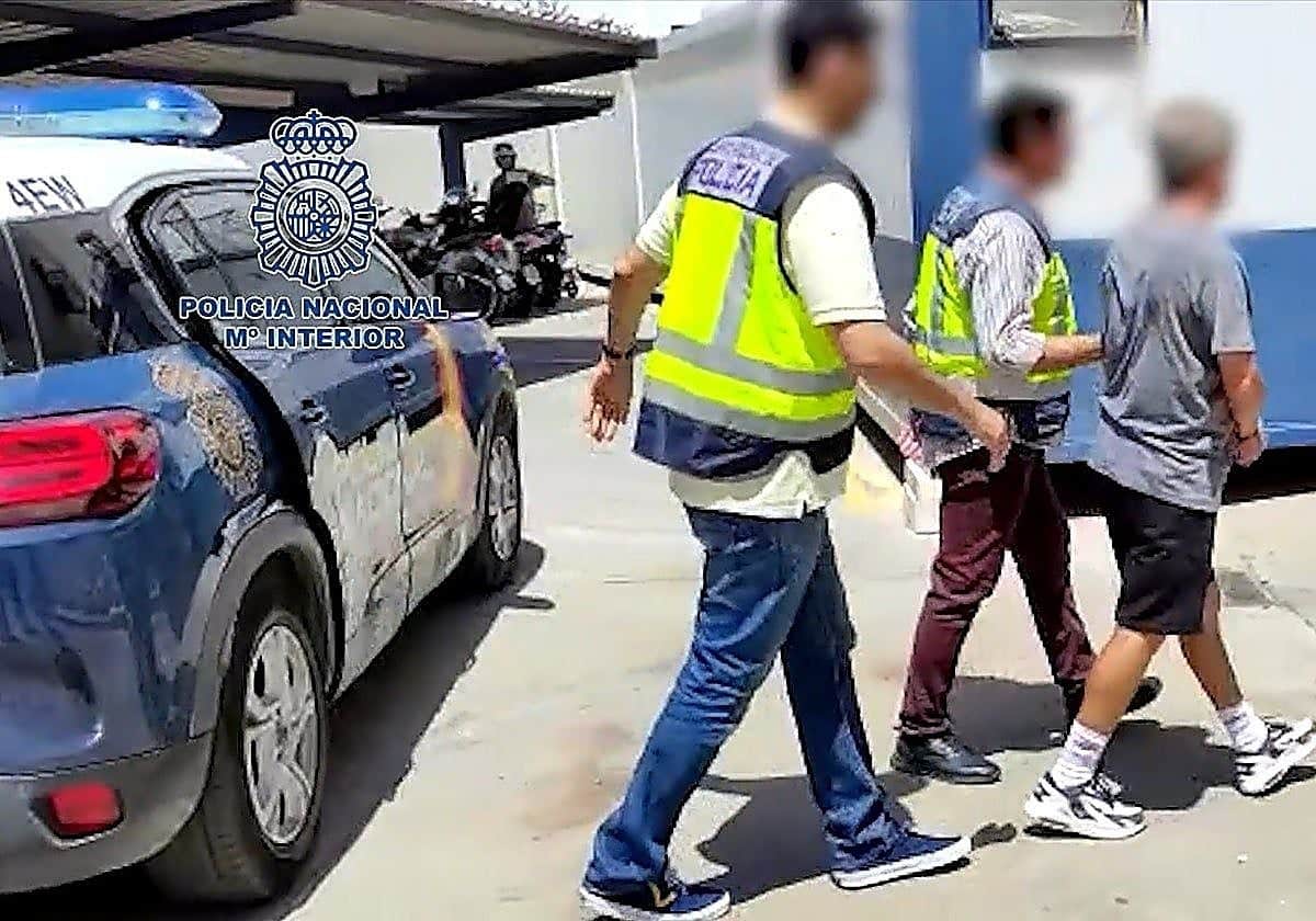 Un profesor particular de Málaga, condenado a 34 años de cárcel por abusos a cinco menores