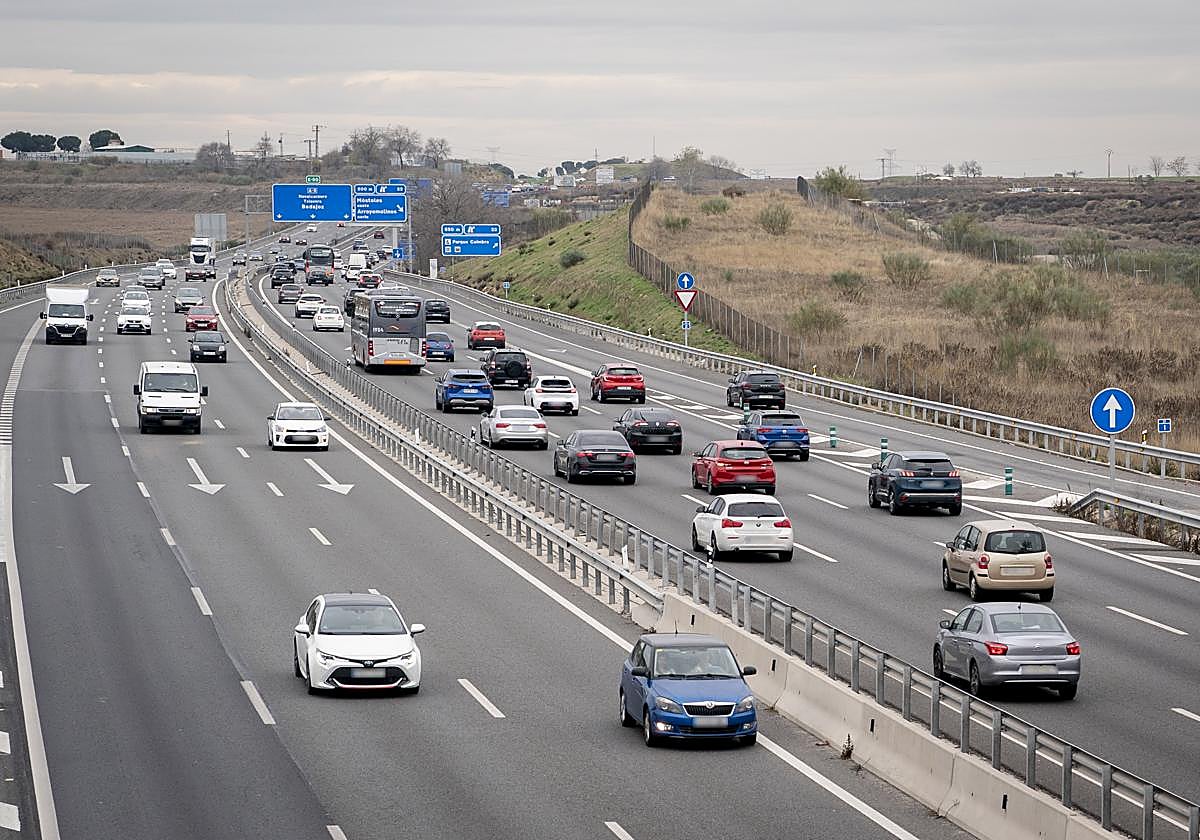 Los fallecidos en carretera se reducen un 60% en los 20 años del carnet por puntos