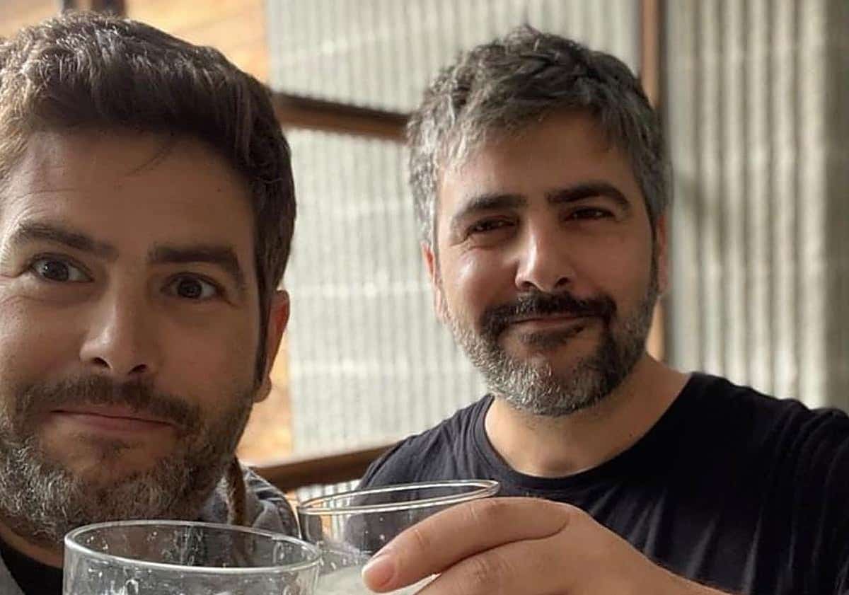 Estopa 'parte la pana' en redes con su homenaje LGTBIQ+: así nació su famoso meme