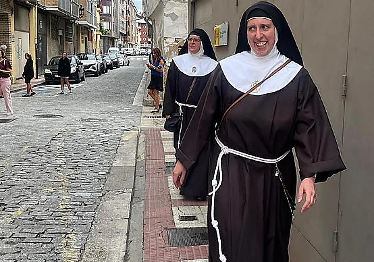 Las exmonjas de Belorado consideran «vil» su causa judicial por usar coches y vender casullas y acusan a Iceta de «ambición»