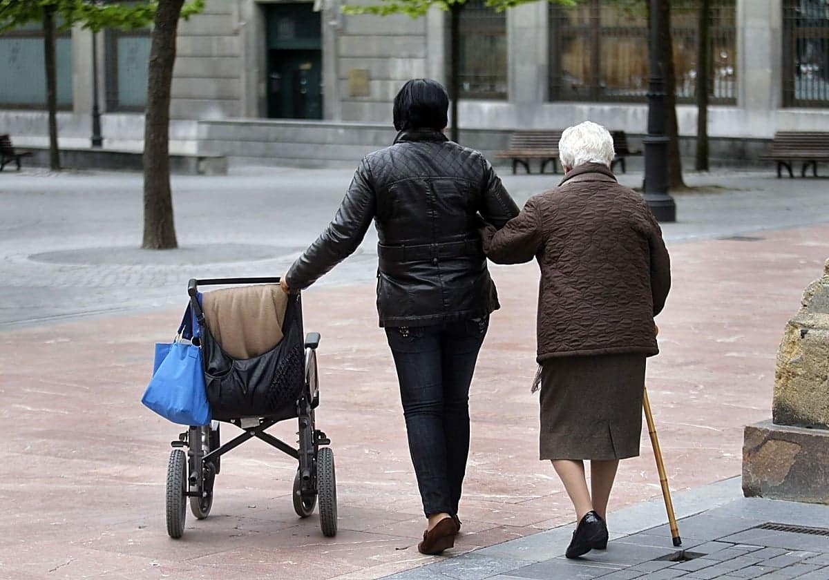 El Gobierno estima que más de 70.000 personas saldrán de la lista de espera de dependencia con la nueva financiación