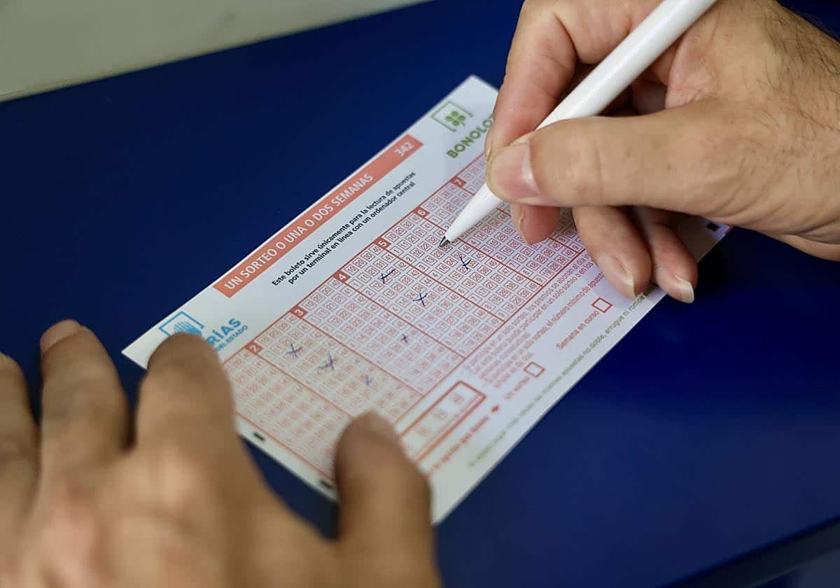 76 premiados en el sorteo de Bonoloto de este domingo se llevan más de 2.000 euros
