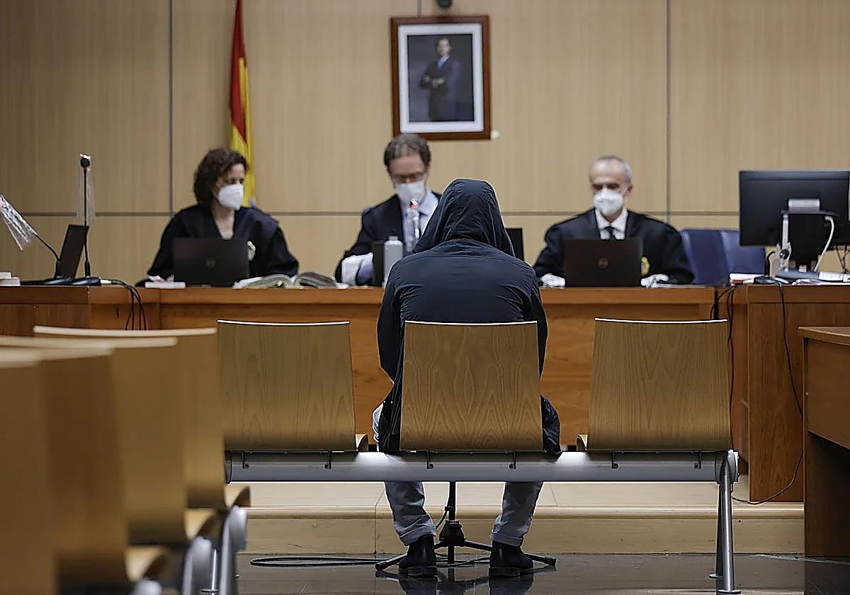 Una víctima de violación infantil habla ocho años después y logra la condena de su agresor
