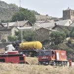 La lluvia permite avanzar en la lucha contra el incendio de Huesca antes de otra subida de las temperaturas