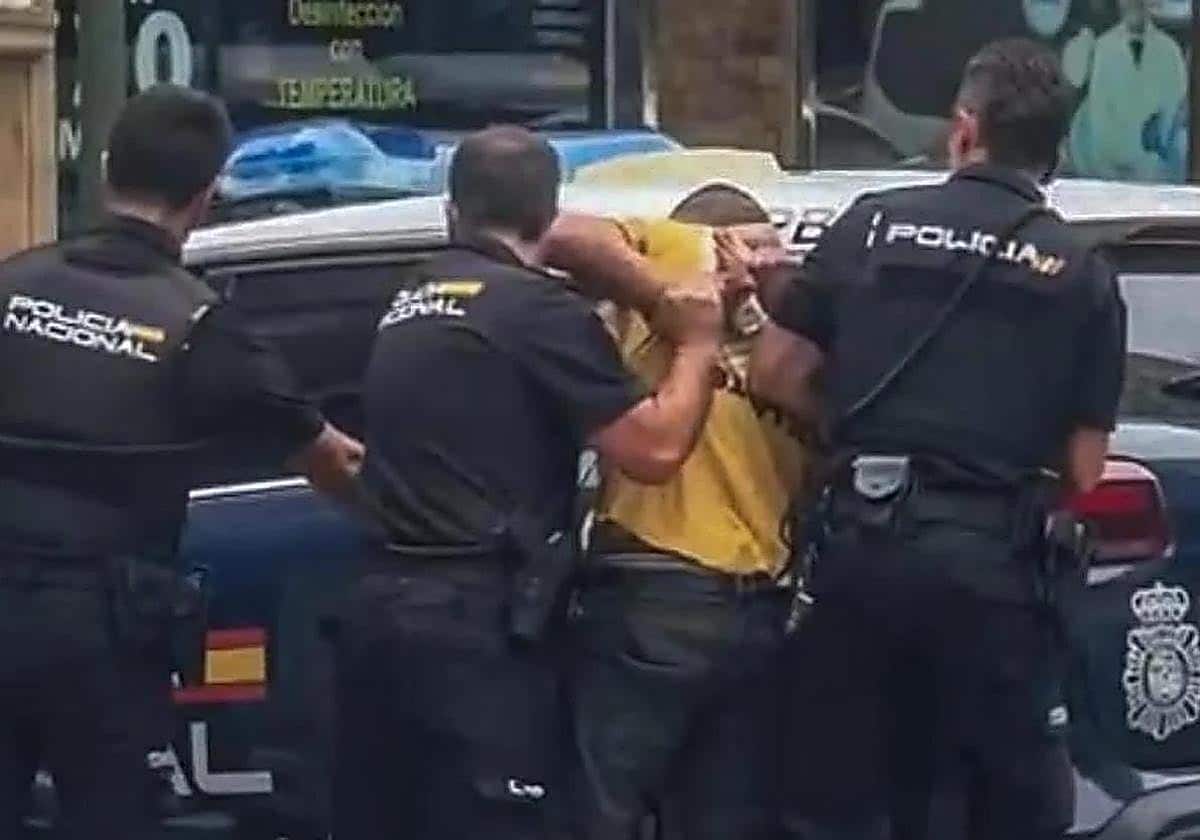Muere asesinada una joven de 27 años en Santander y su pareja confiesa el crimen