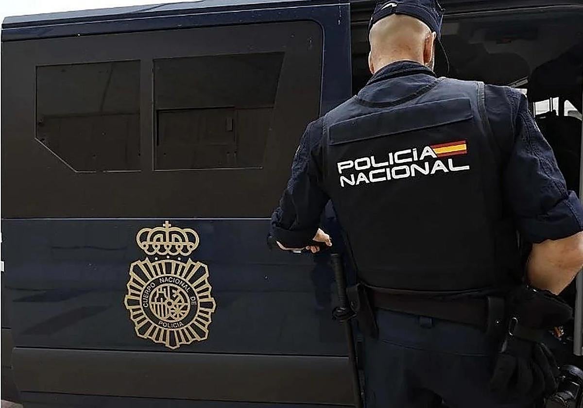Detenidos dos canteranos del RCD Mallorca por grabar a escondidas un encuentro sexual con una menor