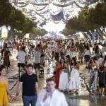 Detenido por presuntos tocamientos a dos jóvenes dentro de una caseta en la Feria de Málaga