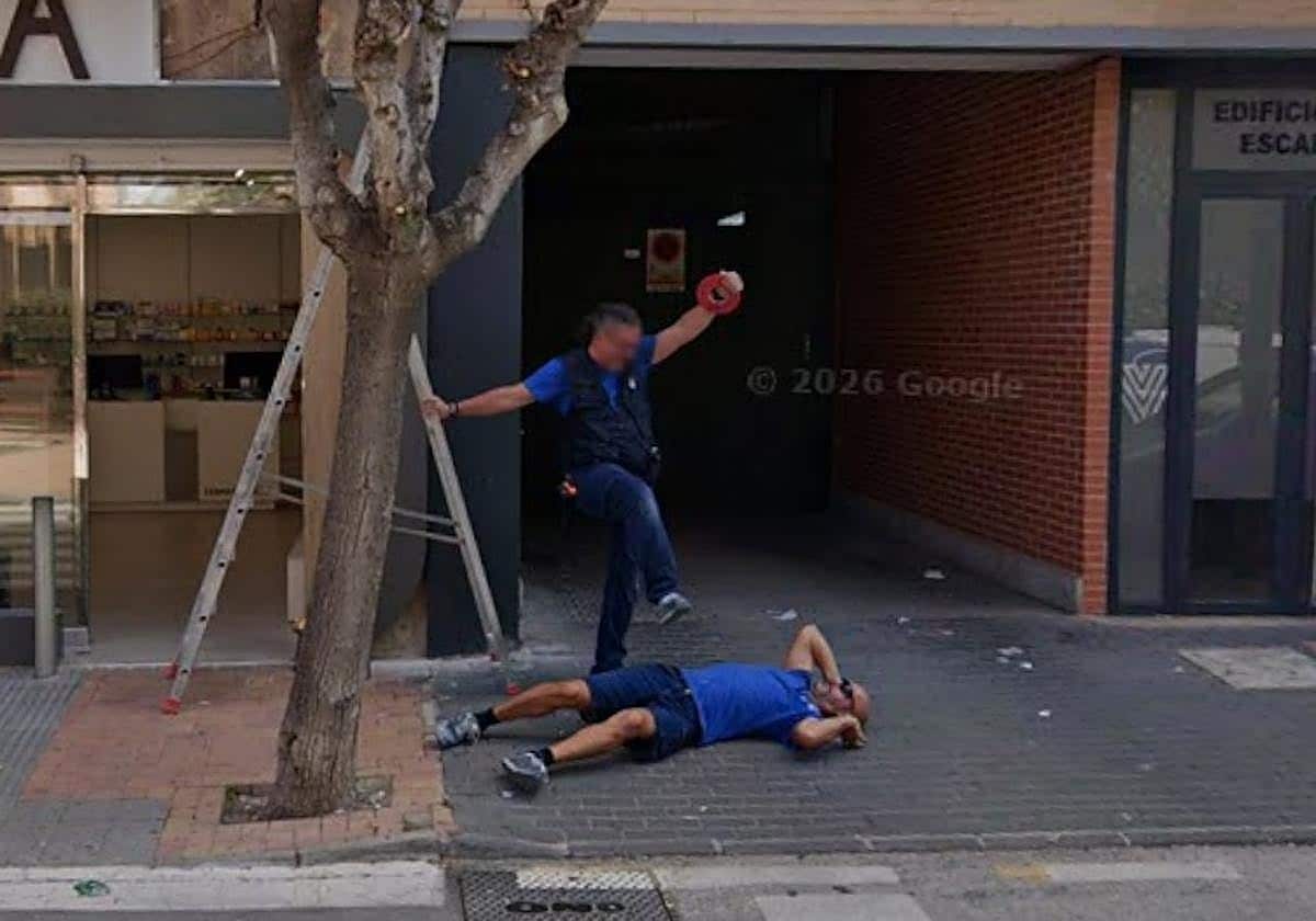 Una 'agresión' en Murcia captada por la cámara de Street View se vuelve viral en Google Maps