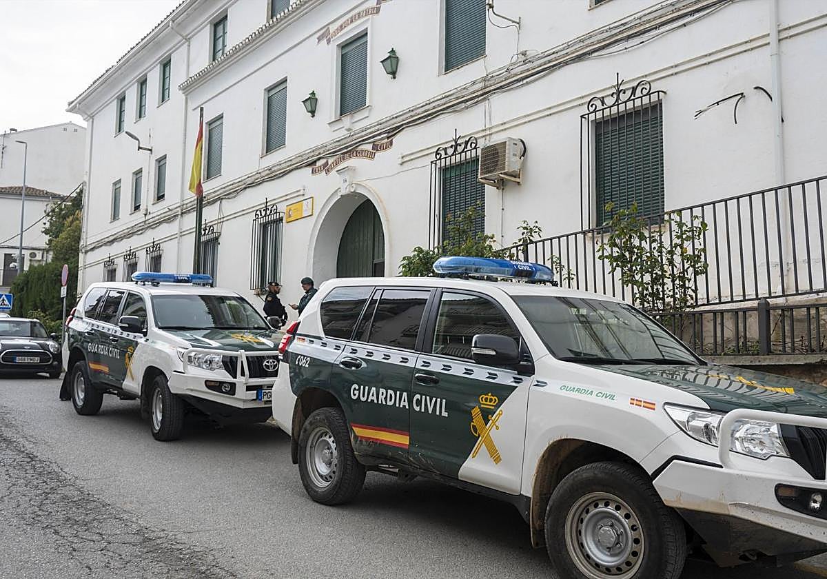 Hallan muertos a cuchilladas en Zaragoza al líder agrario Javier Sánchez y a su mujer, en su domicilio