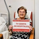 Una mujer hospitalizada de 94 años inicia una campaña para poder ver TV sin pagar en su habitación