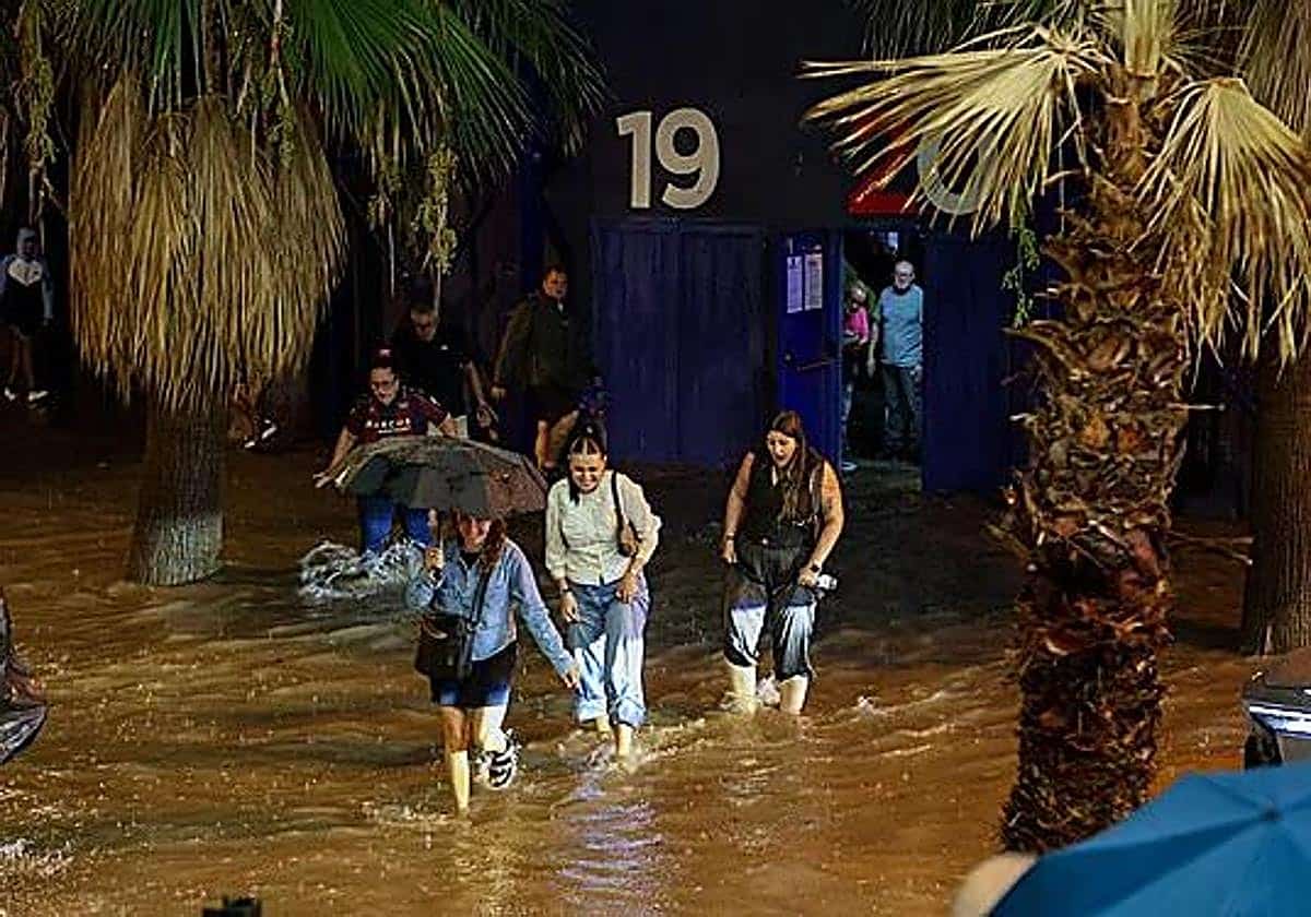 Valencia revive el miedo a la dana: ES-Alert, rescates y alerta hidrológica en barrancos
