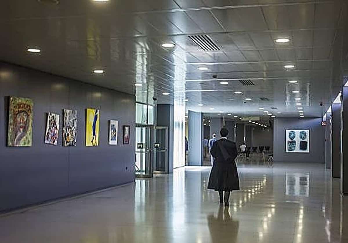 Inhabilitado un monitor escolar en Málaga por abusos a una alumna de 15 años