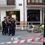 El hombre abatido en Hondarribia recibió uno de los tres disparos del policía en la espalda cuando iba a atacar a la ertzaina